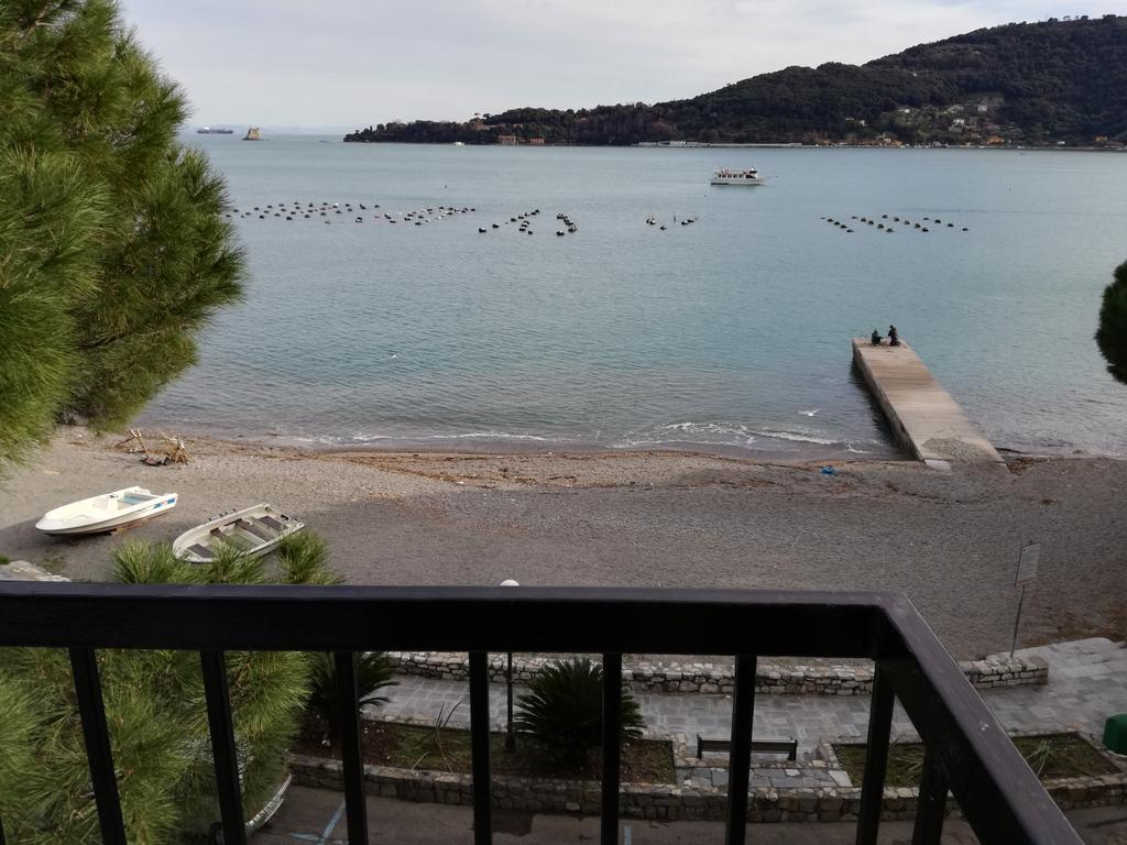Olivo Apartment With Sea View Porto Venere Buitenkant foto